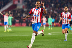 薩維奧將在今夏加盟曼城 本賽季在赫羅納打5球7助攻