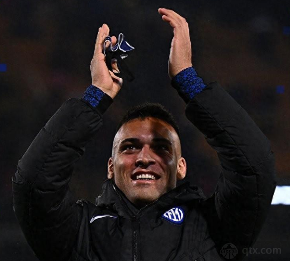 國際米蘭前鋒勞塔羅馬丁內斯