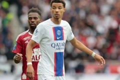 埃基蒂克不滿在巴黎出場時間 加爾蒂承認與球員進行過交流