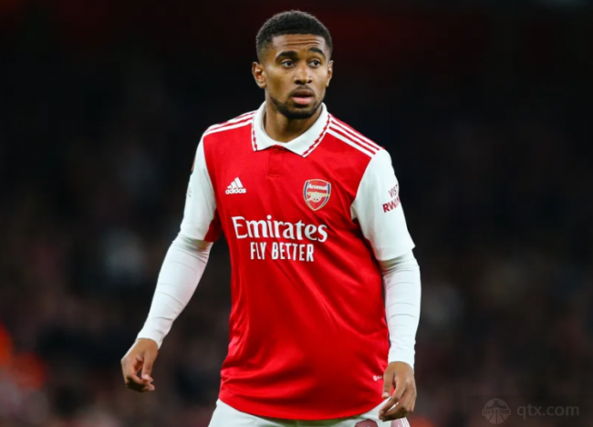 阿森納前鋒尼爾森