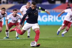 姆巴佩職業生涯300球 進入法國隊隊隊史射手榜前3名