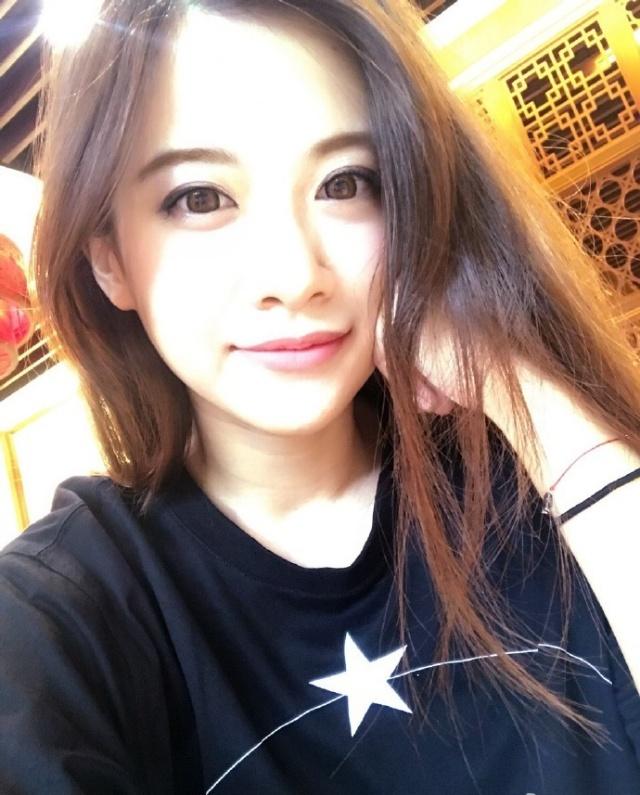 毛劍卿老婆周晶潔顏值逆天