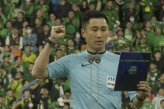 梅州客家不服馬寧判罰 改判點球引爭議