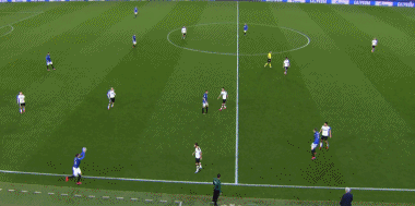 瓦倫西亞反超比分