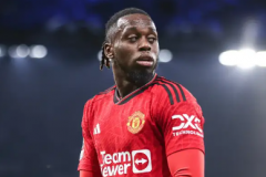 曼聯激活萬比薩卡續約條款 對續約仍然猶豫不定