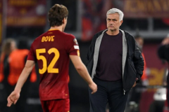 穆裏尼奧感謝博韋父母：更多地是他父母的功勞 我所做的隻是我的工作