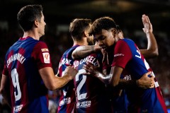 巴薩4連勝暫登頂西甲積分榜 多賽一場領先皇馬1分