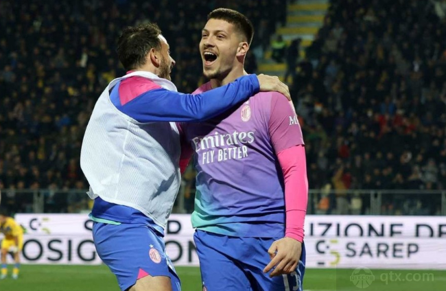 AC米蘭險勝弗洛西諾內