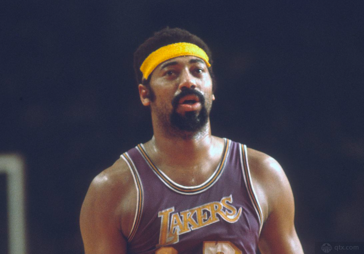 張伯倫場均最高多少分