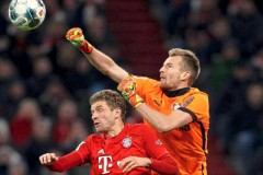 圖片報：赫拉德斯基接受激光矯正視力