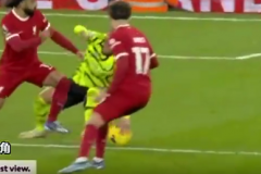 韋伯承認厄德高胯下運球漏判 利物浦再次遭到不公平對待