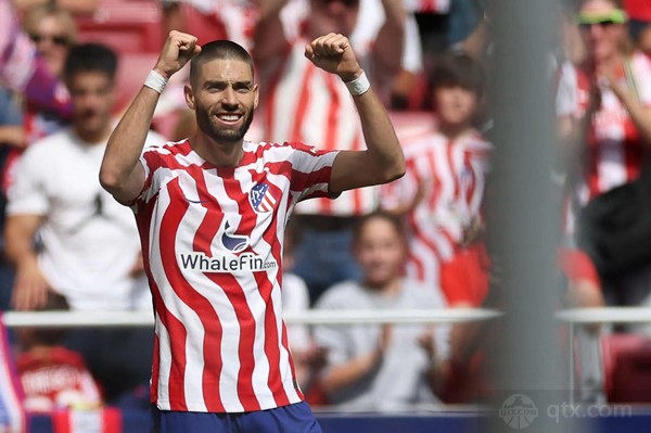 記者:巴薩想簽卡拉斯科