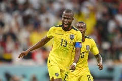 瓦倫西亞曾差點加盟中超大連人隊 老將昨晚驚豔世界杯揭幕戰