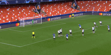 伊利西奇梅開二度