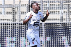 曝多庫將身披曼城11號球衣 轉會費5500萬鎊填補馬赫雷斯空缺