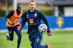 庫盧塞夫斯基談獲瑞典金球獎 努力追趕伊布腳步