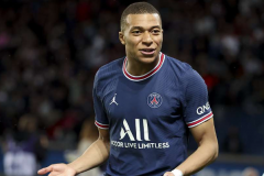 巴黎聖日耳曼第12次捧得法超杯冠軍 法國巨星姆巴佩收獲職業生涯第16座冠軍