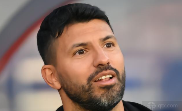 曼城傳奇名宿阿圭羅