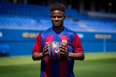 曝法蘭克福有意巴薩後衛法耶 報價遭拒