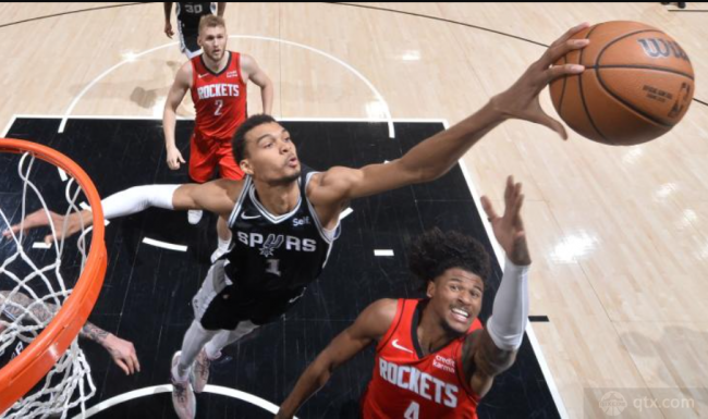 文班亞馬能進防守一陣嗎