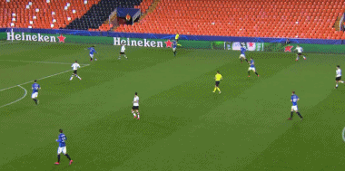 瓦倫西亞扳平比分