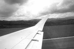內馬爾曬飛機抵達巴西照片 重返桑托斯