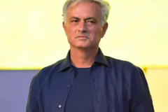 穆裏尼奧不會簽下任何羅馬球員 否認費內巴切與盧卡庫和迪巴拉的轉會傳聞