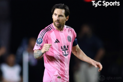 阿根廷足協主席希望梅西參加明年世界杯：他在場球隊就有優勢
